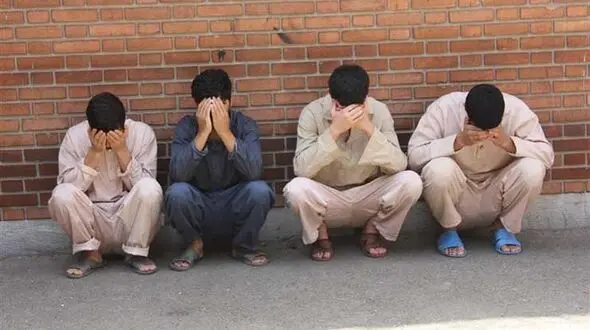اقدام زشت 4 مرد گرگ صفت در نجات زن تنها