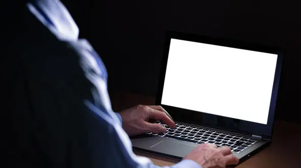 رسوایی یک مرد به خاطر فروش 3 دختر نوجوانش به مرد شیطان صفت