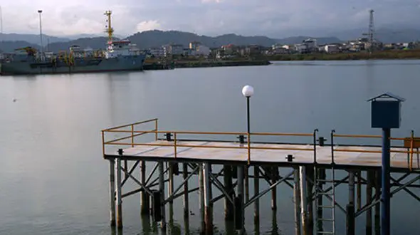 حمله به مقر پلیس اسکله عسلویه