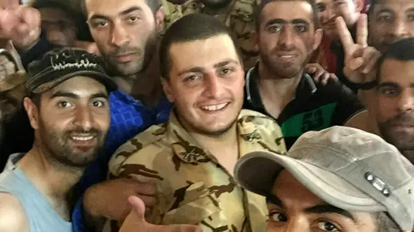 راز عکسی که اشک همه را درآورد / گفت‌وگو با عکاس آخرین سلفی سربازان+عکس