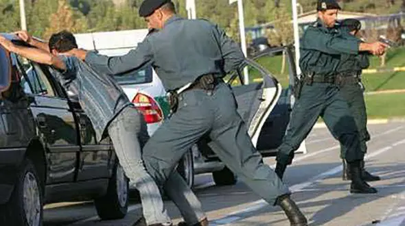 شلیک پلیس زورگیران غرب کشور را در همدان زمین گیر کرد