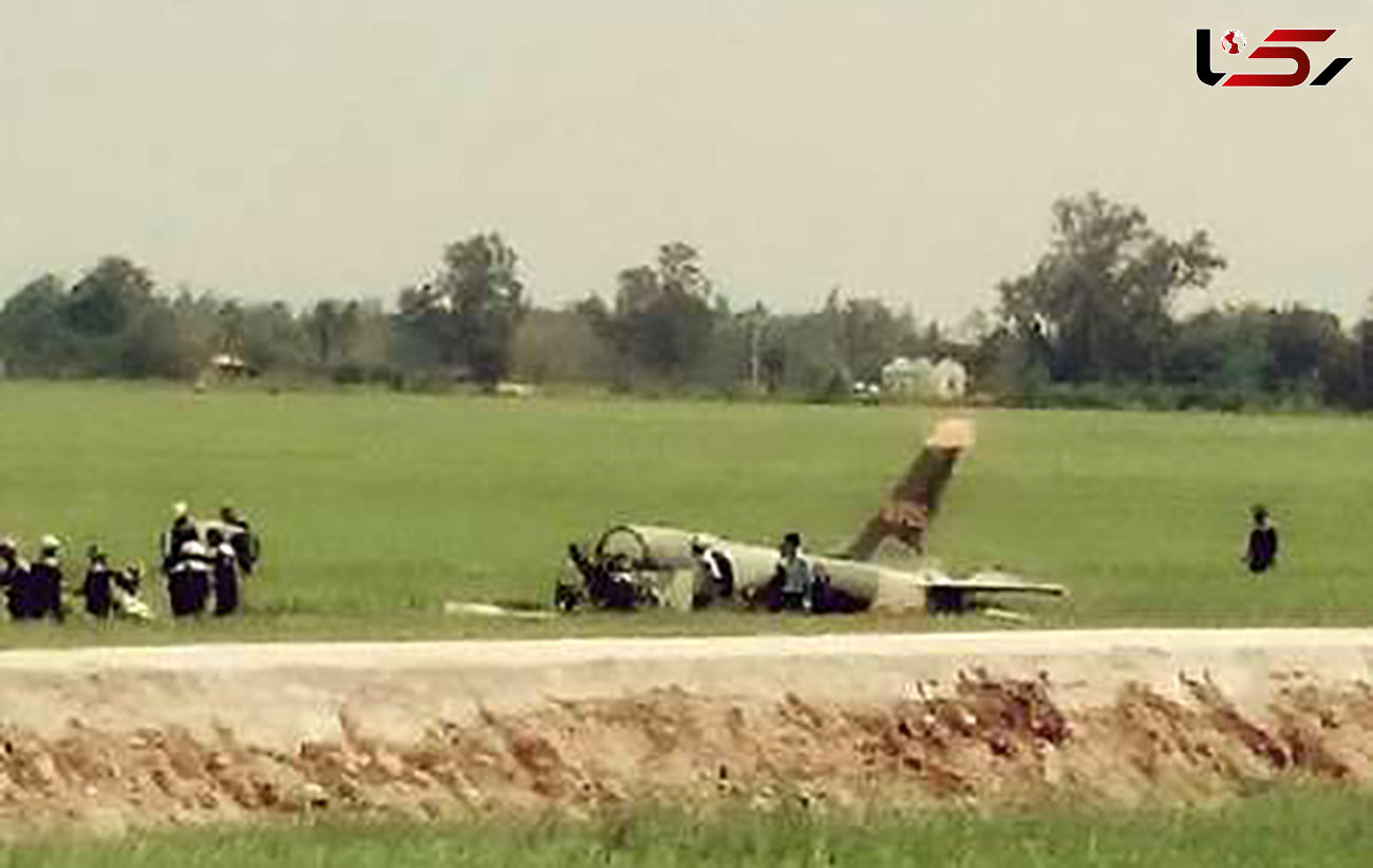 درسقوط هواپیمای نظامی ویتنام دو نفر کشته شدند+عکس