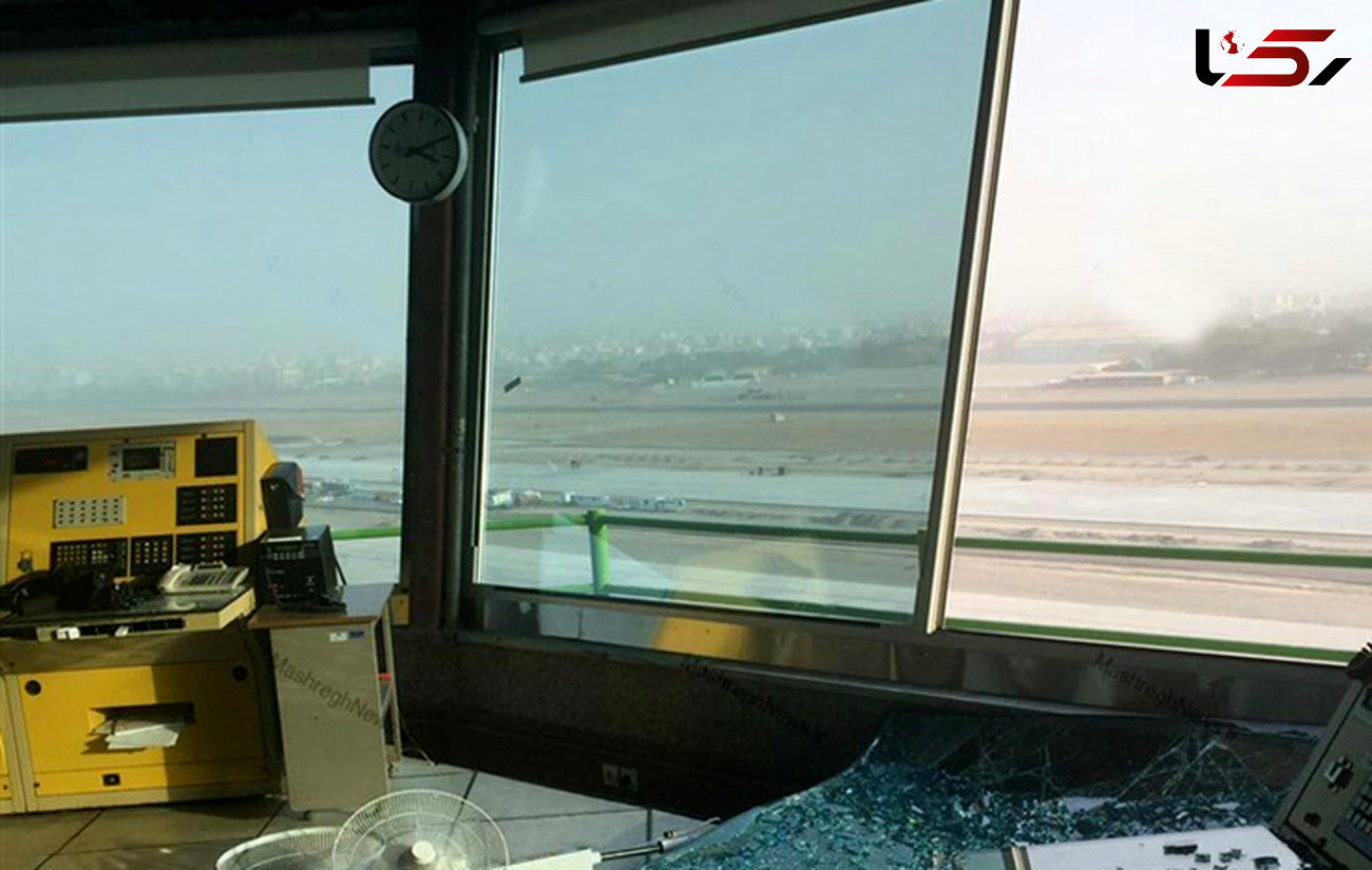 شکستن شیشه برج مراقبت فرودگاه مهرآباد بر اثر طوفان