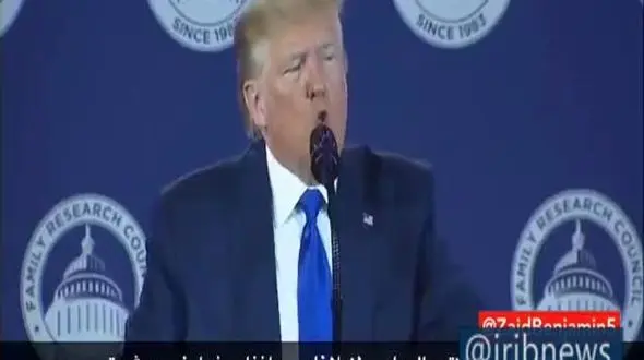  ترامپ کدام پادشاه عربی را به تمسخر گرفت و صدایش را تقلید کرد؟+ فیلم