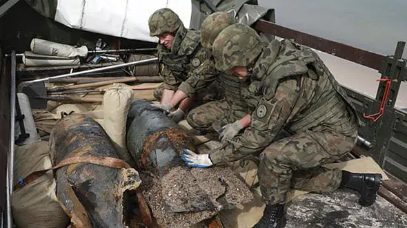 کشف بمب اتمی باقی مانده از جنگ جهانی دوم +تصاویر
