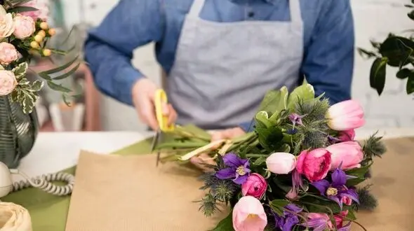 سفارش فوری گل برای روز مادر در سراسر ایران با اسنپ فود