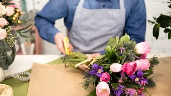 سفارش فوری گل برای روز مادر در سراسر ایران با اسنپ فود