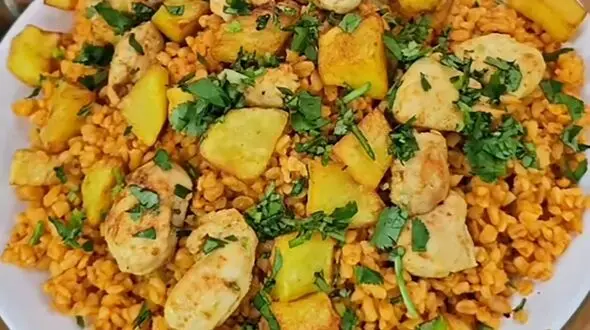 گمنه بوشهری یا پلو بلغور اینطور درست می شود / فیلم