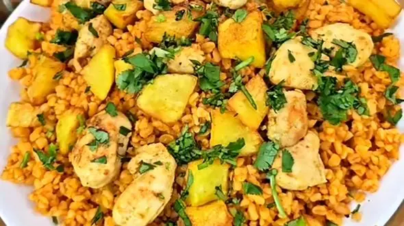 گمنه بوشهری یا پلو بلغور اینطور درست می شود / فیلم