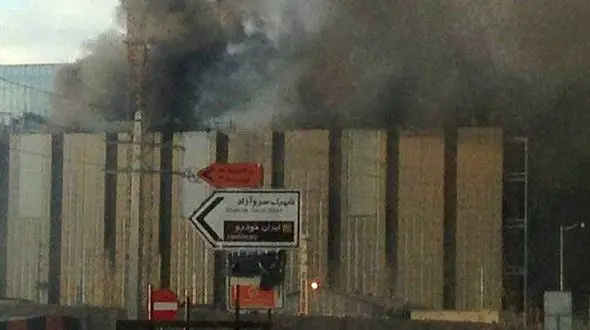 آتش سوزی هولناک در مجتمع تجاری ایران مال + فیلم و عکس 