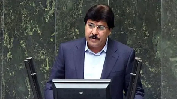 درصد بالایی از پزشکان در حال مهاجرت به کشورهای حوزه خلیج فارس هستند