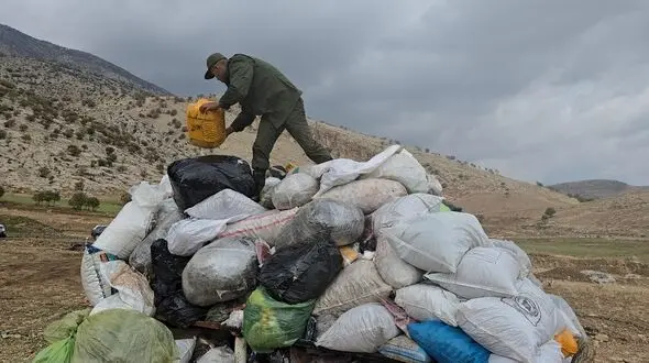 فیلم/ امحا ۶ تن انواع مواد مخدر در لرستان