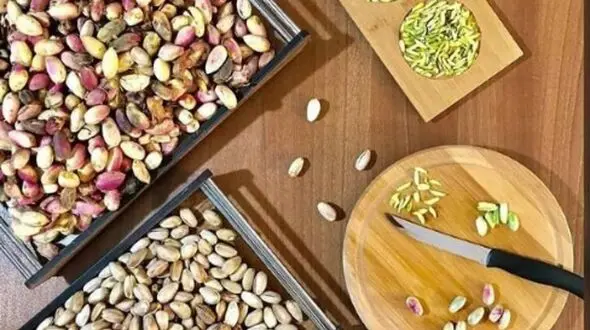 آموزش کامل تهیه خلال پسته در خانه + رازهای خوشمزه شدن
