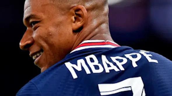 امباپه ستاره بی چون چرای فوتبال اروپا