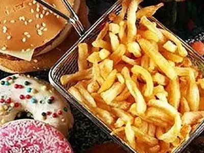 بررسی تاثیر غذاهای فوق فرآوری شده بر رشد رفتاری کودکان