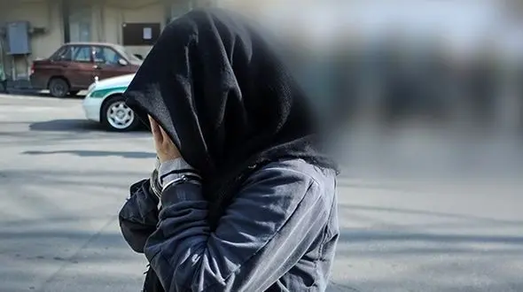 این دخترجوان در کرج هیاهو به پا کرد! + عکس