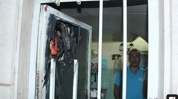انفجار خانه در شهر ری پس از پرتاب شی آتشین + عکس 