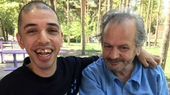 وضعیت بد  استاد  نجیب مایل هروی  در یک دیوانه خانه! + عکس