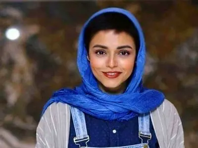 فیلم / سوگل خلیق :ز پیام های عجیب و غریبِ ازدواج دارم / نمی دونم چرا  در دایرکت پیشنهاد ازدواج می دهید؟