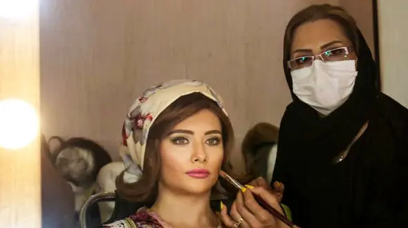 عکس محجبه خانم بازیگر ترکیه ای در فیلم ایرانی 