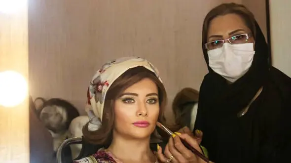 عکس محجبه خانم بازیگر ترکیه ای در فیلم ایرانی 