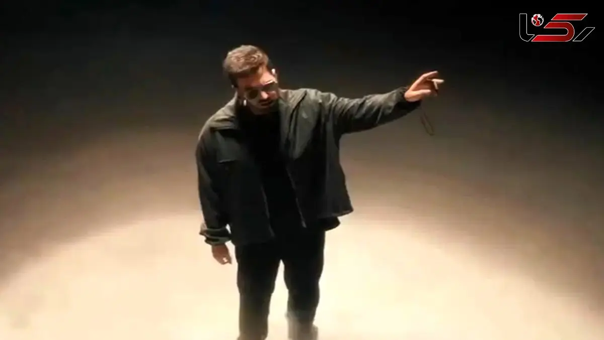 آواز بکر؛ آصف آریا با آهنگ جدید دستم بی نمکه قشنگ هر چی آدم بی معرفته رو توصیف میکنه