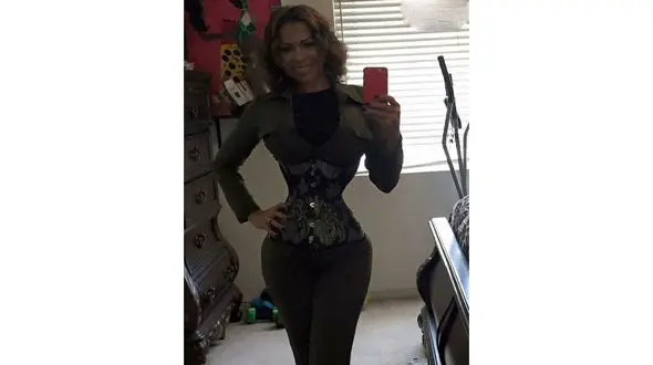 کمر باریک ترین زن جهان/اندام ساعت شنی استایلی باور نکردنی+عکس