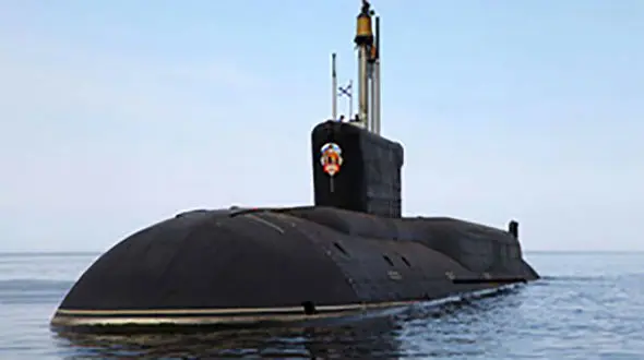 ساخت زیردریایی با قابلیت عملیات در عمق ۱۲ هزار متری توسط شرکت کشتی سازی روسیه 