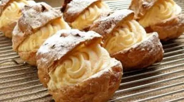 مراقب خطرات خامه در شیرینی تر  باشید