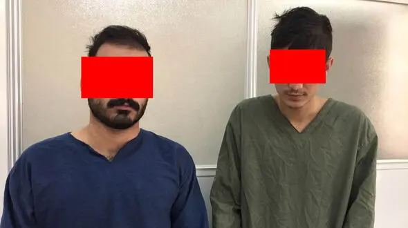  2 پسر پلید دختران  را برای تست بازیگری به ارابه شیطان می کشاندند+ عکس ها