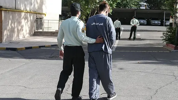 ر . م  جنت آباد را به هم ریخته بود ! / همه از او وحشت داشتند !