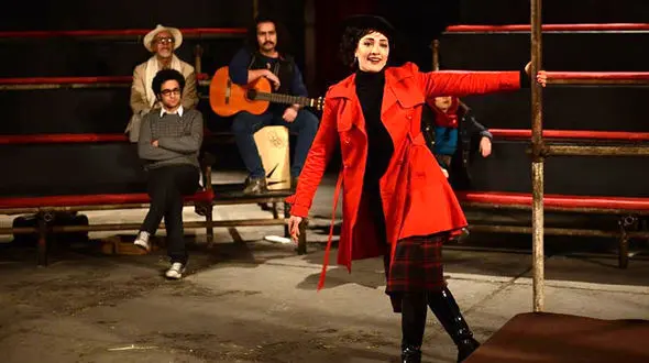 عکس جدید مینا ساداتی در فیلم اصغر فرهادی