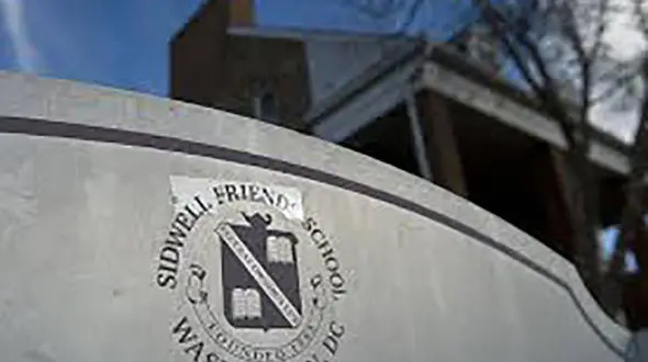 همخوابی خانم معلم با شاگرد 17 ساله اش / رسوایی بزرگ در فرانسه