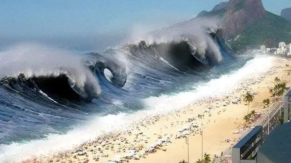 فیلم های سونامی ناشی از زلزله ۸/۷ ریشتری روسیه  /  سواحل آمریکا و ژاپن را درنوردید