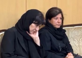فیلم از عزاداری ریما رامین فر همای سریال پایتخت در مراسم ختم مادرش / اسن خانم بازیگران او را همراهی کردند !