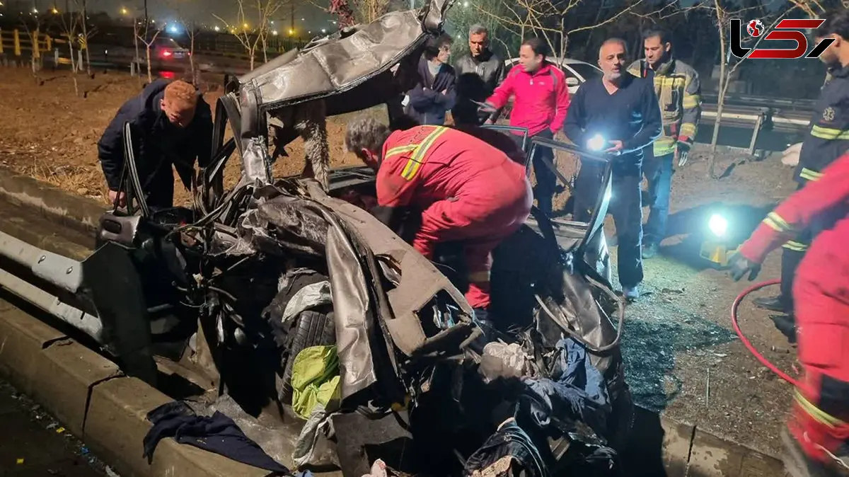 عکس های دلخراش از تصادف مرگبار بامدادی / زن و مرد جوان در پراید جان باختند