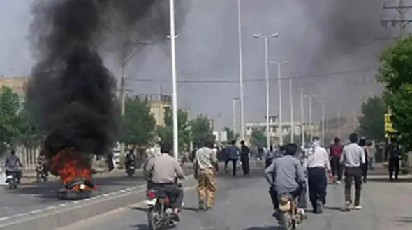 180 مجروح در حادثه اعتراض به انتقال آب از بلداجی+عکس
