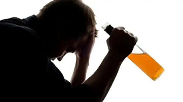 هیولای خوش خط و خال هم آبرو و هم نامزدم را از من گرفت