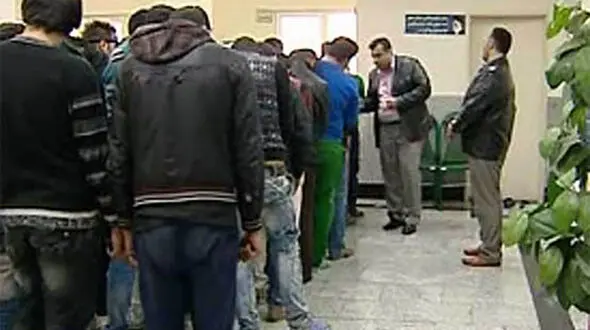 فسق و فجور دختران و پسران در «آلونک های جهنمی»