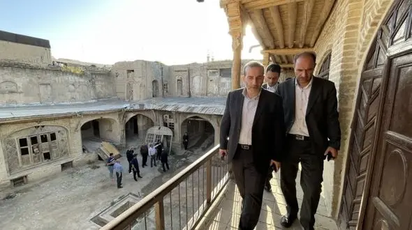 بازدید استاندار از بافت تاریخی شهر کرمانشاه/ آیا مسیر گردشگری تاریخی احیاء می‌شود؟