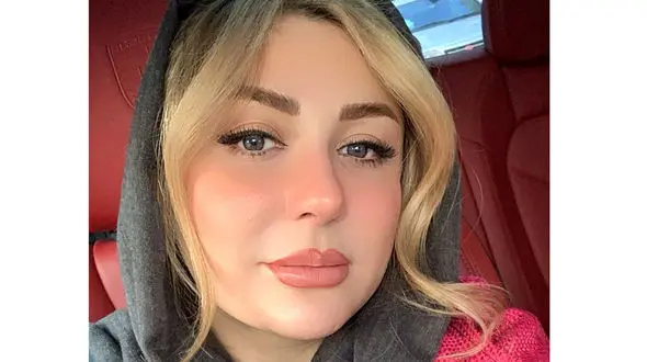 “نیوشا ضیغمی” چهره تازه اش در 1402 را استوری کرد! +  عکس