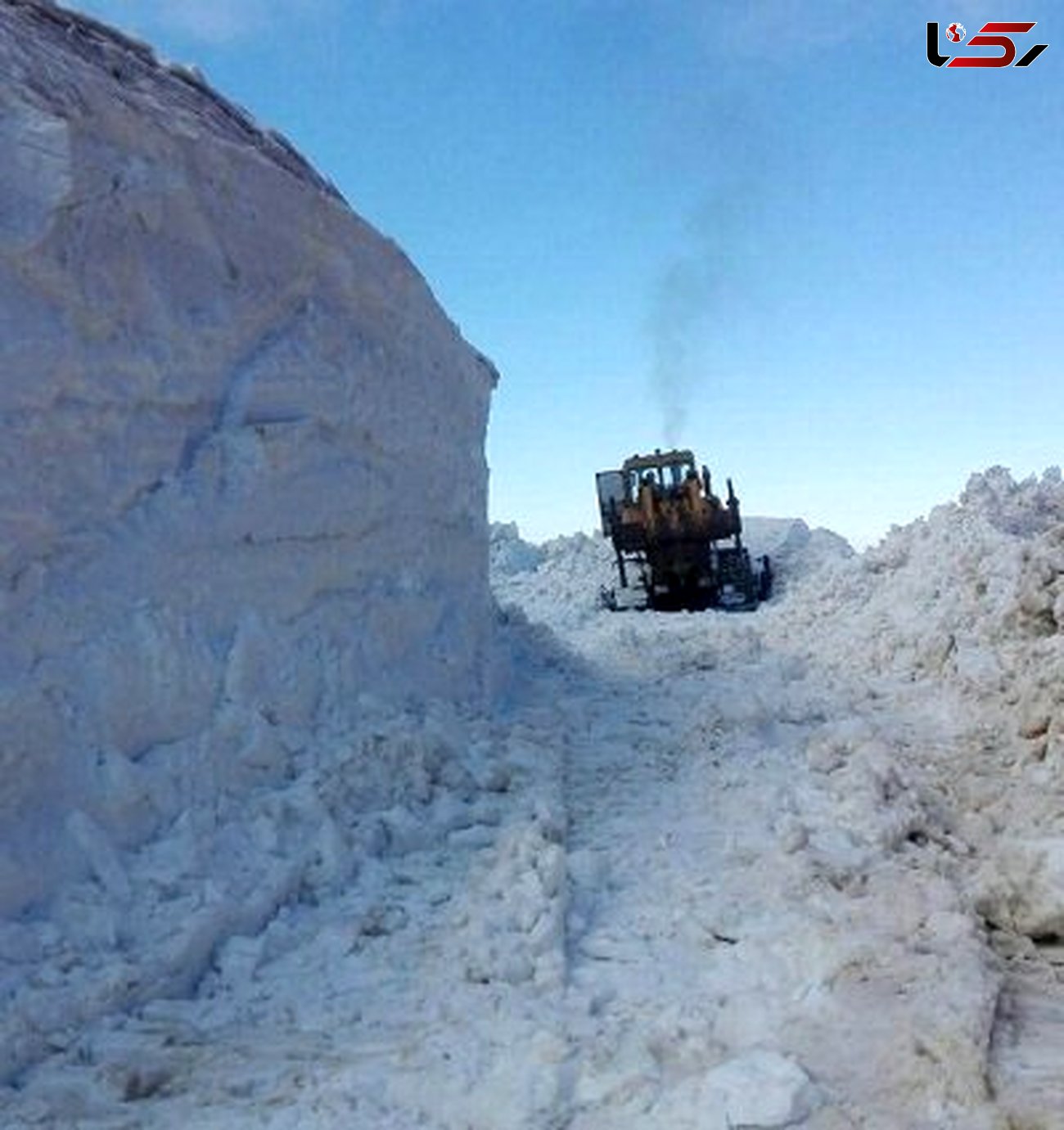 ارتفاع برف در گردنه «تته» کردستان به ۲متر رسید