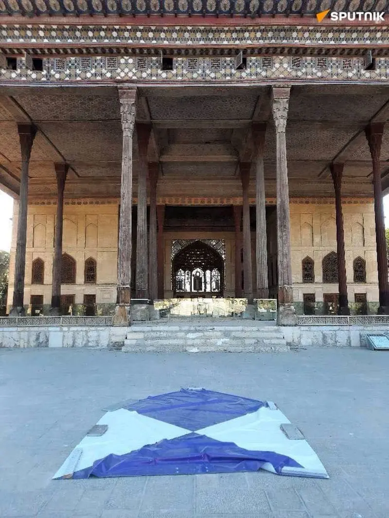 آسیب دیدن کاخ چهلستون (5)