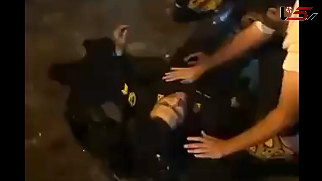 فیلم هولناک از لحظه زیر گرفتن ماموران با خودرو توسط معترضان در مشهد
