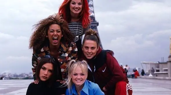 این گروه دخترانه غوغا می کنند + عکس