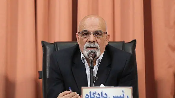 قاضی معروف پرونده‌های قتل، وکیل حمید صفت شد + عکس