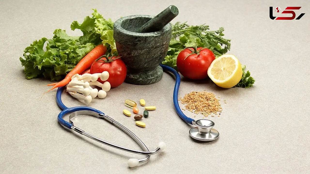 چگونه در سرما از شوره و خشکی مو نجات پیدا کنیم؟