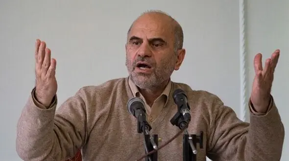 در این مملکت کسی بخاطر نتایج عملکرد و تحقق نیافتن وعده هایش مواخذه نمی شود!
