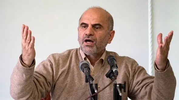 در این مملکت کسی بخاطر نتایج عملکرد و تحقق نیافتن وعده هایش مواخذه نمی شود!