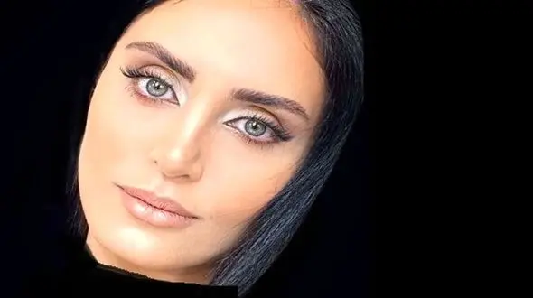 ژست عجیب الناز شاکردوست در بین درختان! + عکس 